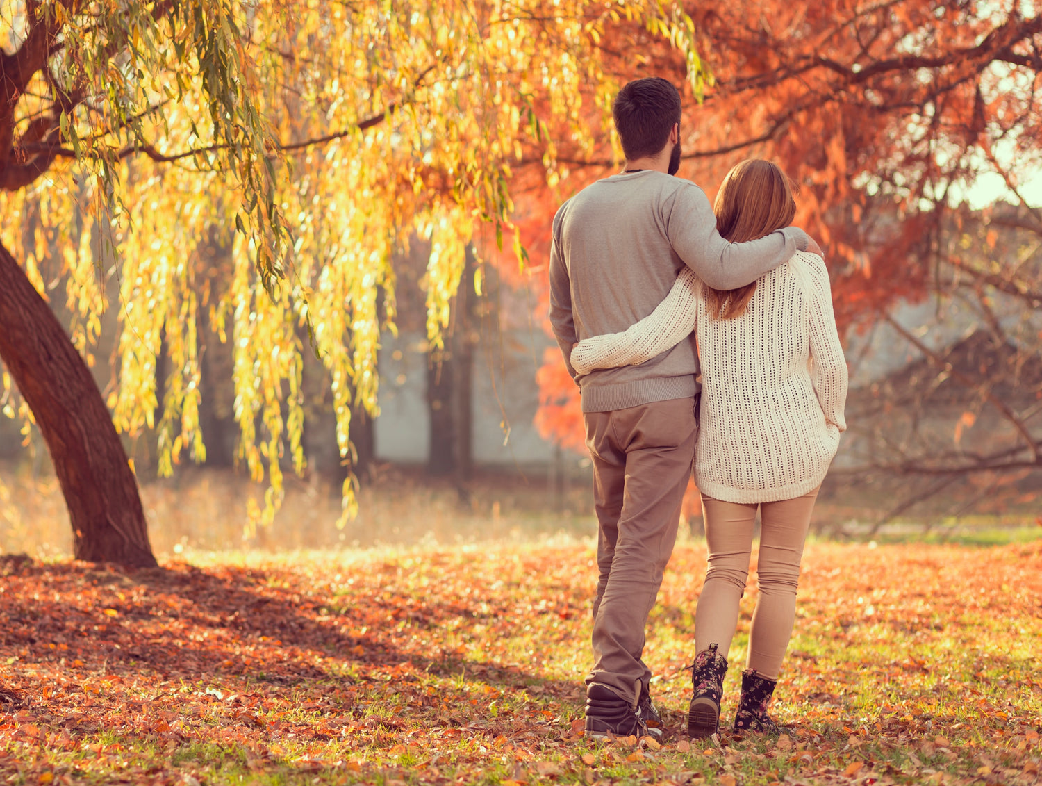 Quality Time: Wie Herbstspaziergänge eure Beziehung stärken